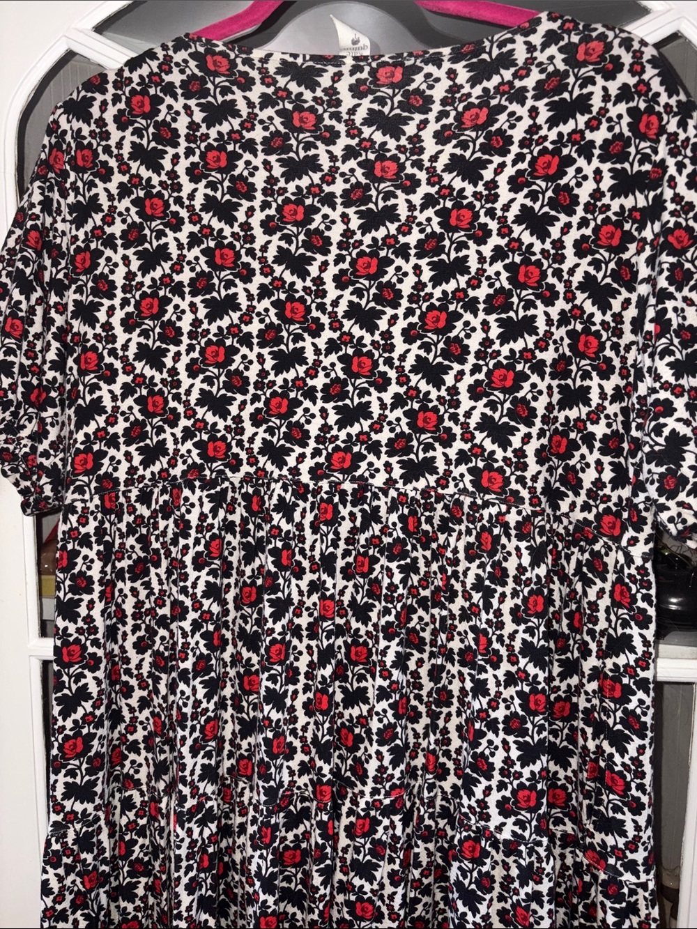 kate quinn Black and Red Floral Maxi Dress - Picture 8 of 8